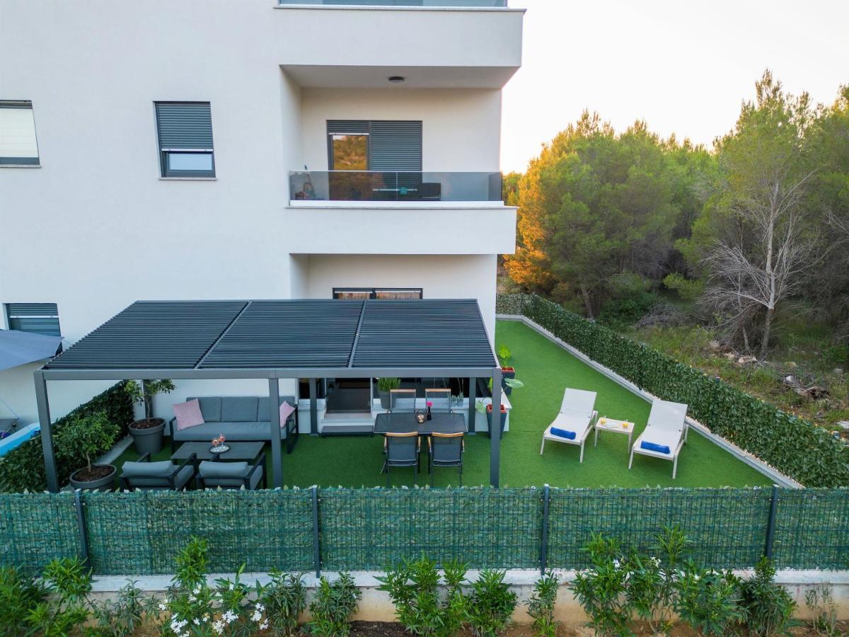 My Adriatic Place With Private Garden And Garage Sibenik Ngoại thất bức ảnh